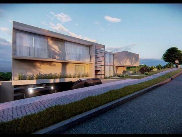 Casa para Venda em Santana de Parnaíba - 5