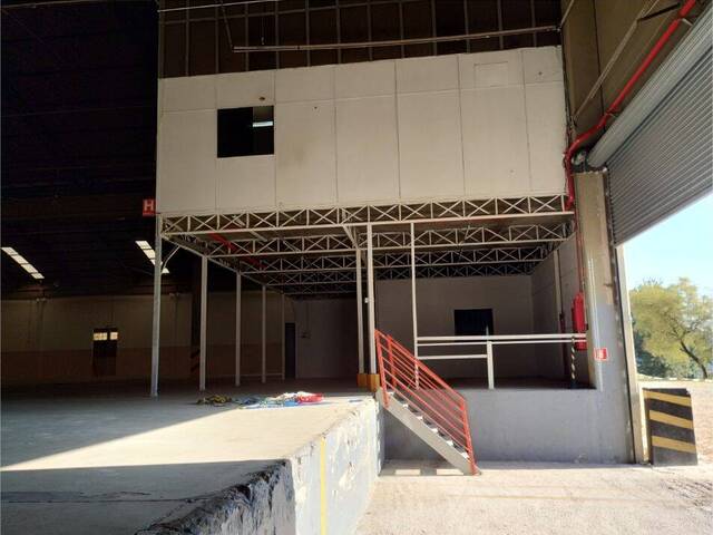 Sala para Venda em Barueri - 4