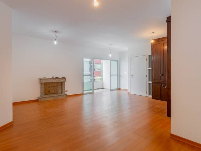 Venda em Vila Suzana - São Paulo