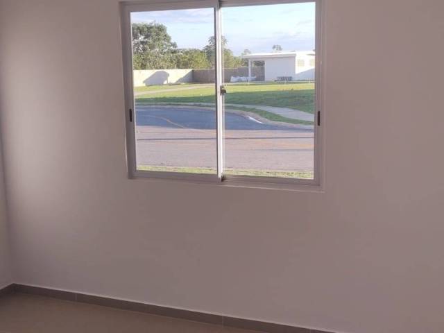 Casa para Locação em Várzea Grande - 5