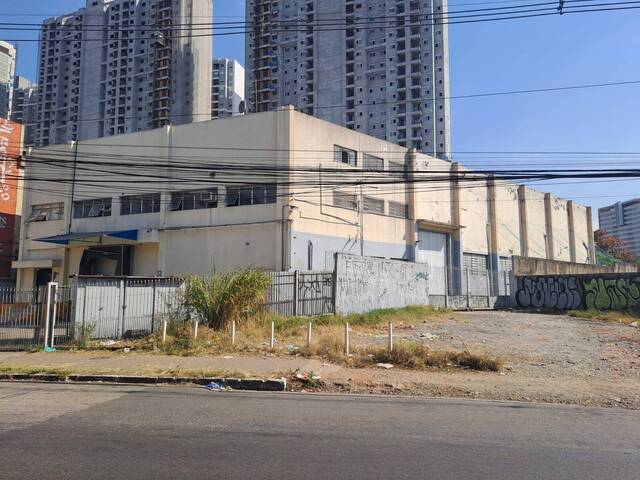 Terreno para Venda em São Paulo - 2