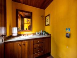 Casa para Venda em Campos do Jordão - 3